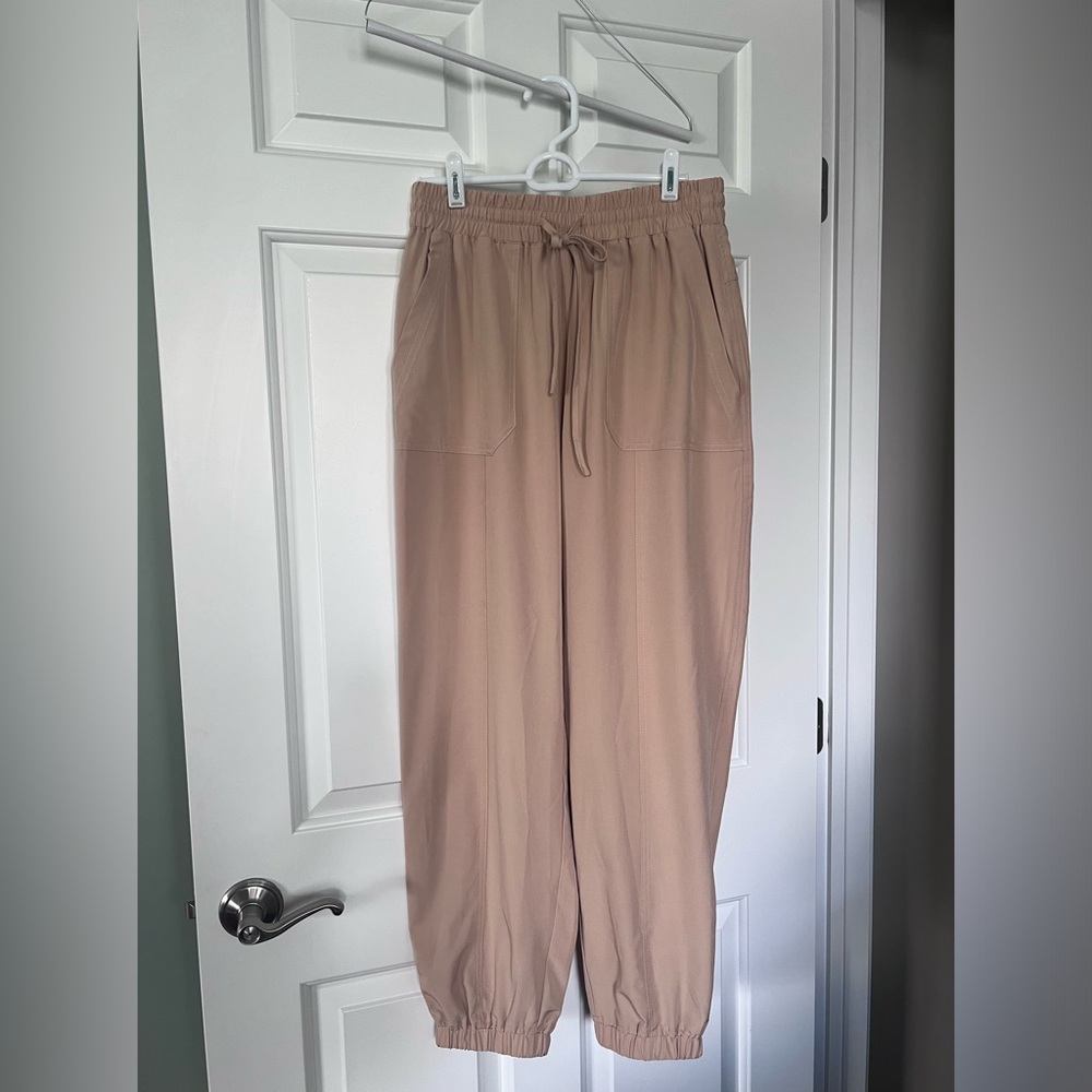 Beige joggers
